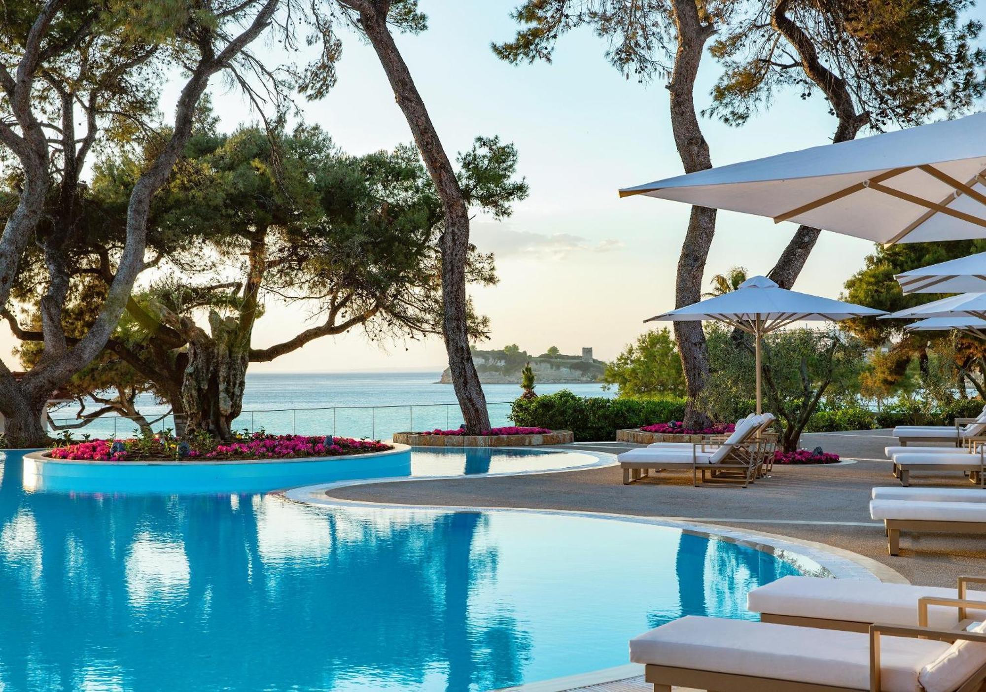 Готель Sani Club Екстер'єр фото